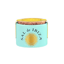 Cargar imagen en el visor de la galería, Flor-de-sal-de-ibiza-y-azafran-envase-pequeno-ceramico-minipot-regalo