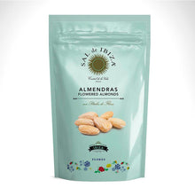 Cargar imagen en el visor de la galería, almendras-con-petalos-de-flores-sal-de-ibiza-peladas