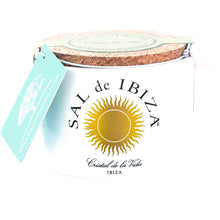 Cargar imagen en el visor de la galería, Flor de Sal de Ibiza ISLA BLANCA en Envase de Cerámica LIMITED EDITION

