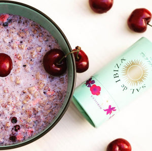 Salero con Sal de Ibiza Granito con Hibiscus
